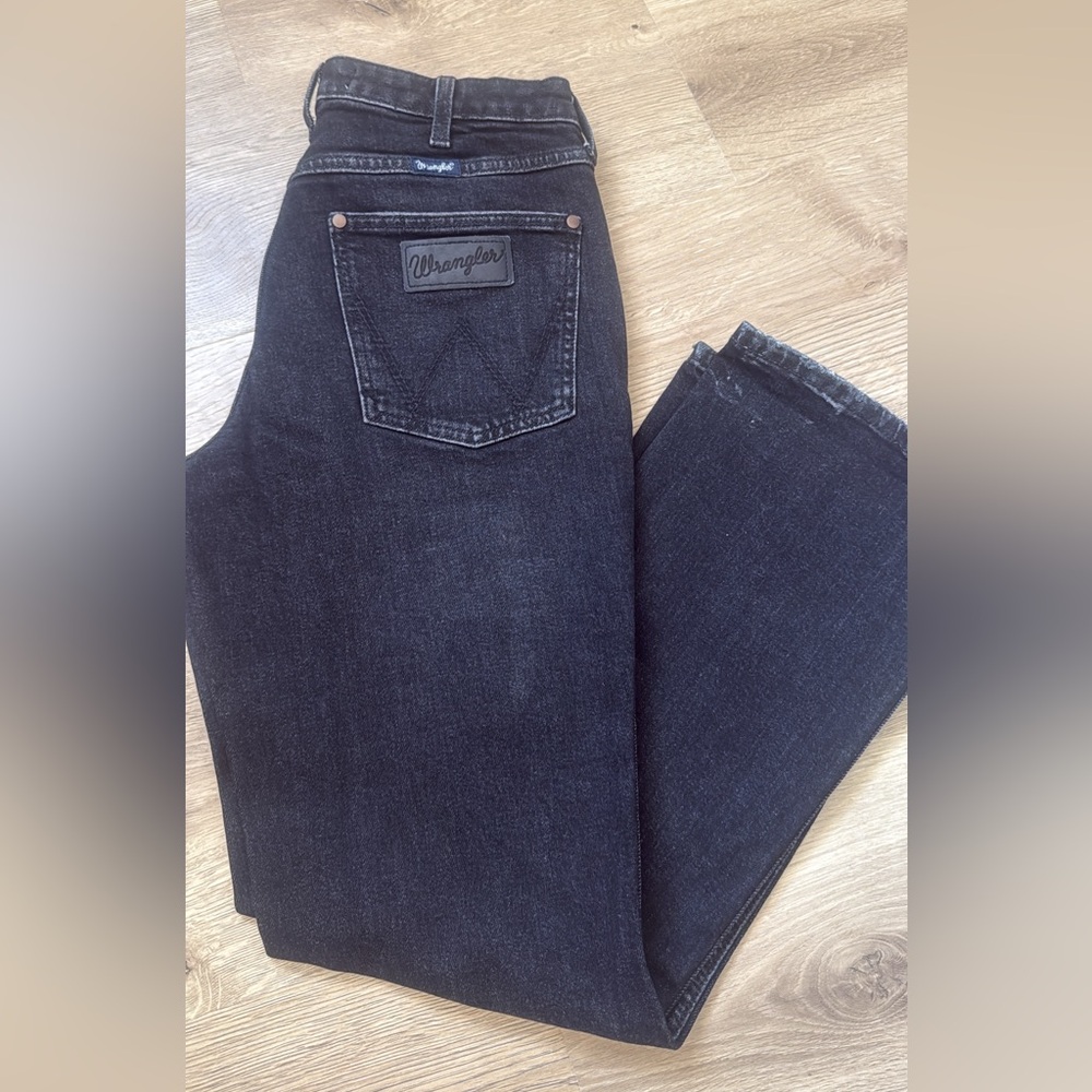 Wrangler Women’s Black Jeans